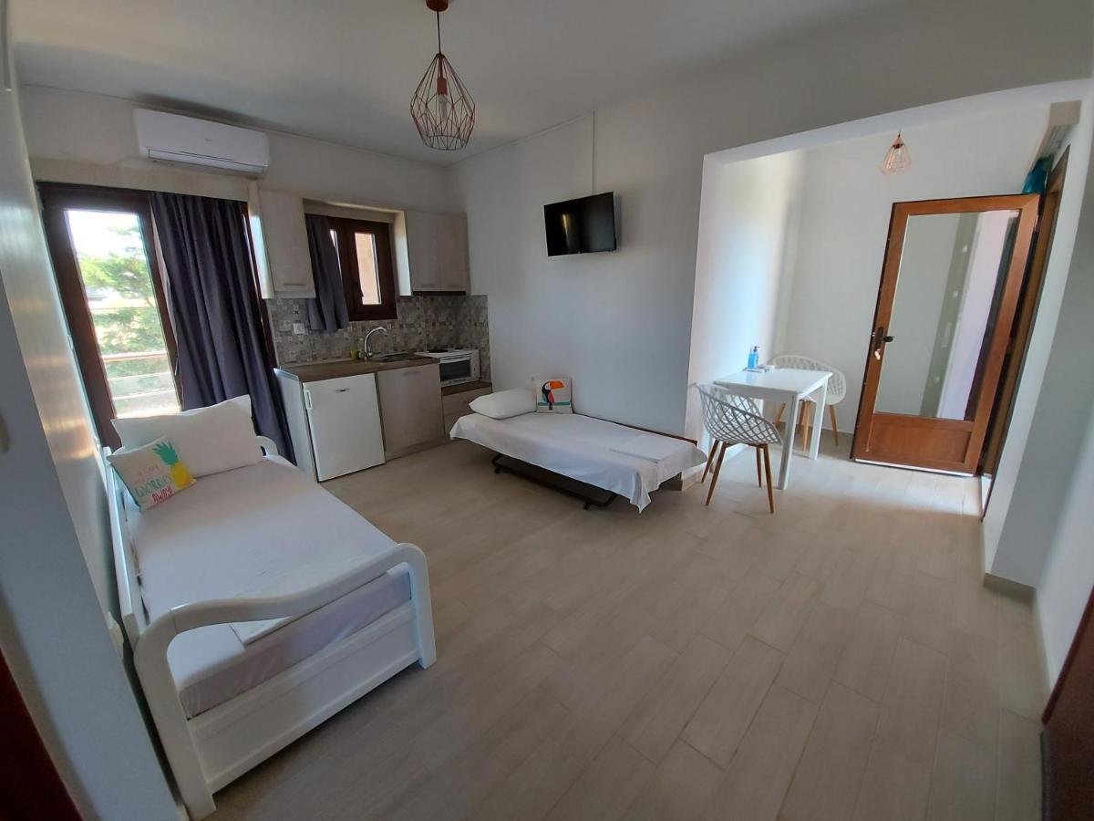 Golden View Apartments Myrina Limnos المظهر الخارجي الصورة