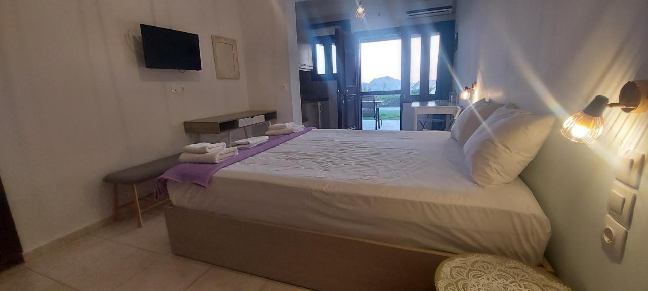 Golden View Apartments Myrina Limnos المظهر الخارجي الصورة