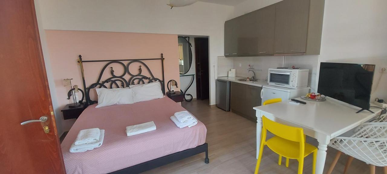 Golden View Apartments Myrina Limnos المظهر الخارجي الصورة
